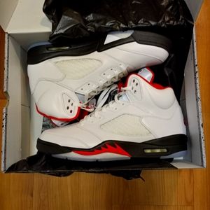 Air Jordan V